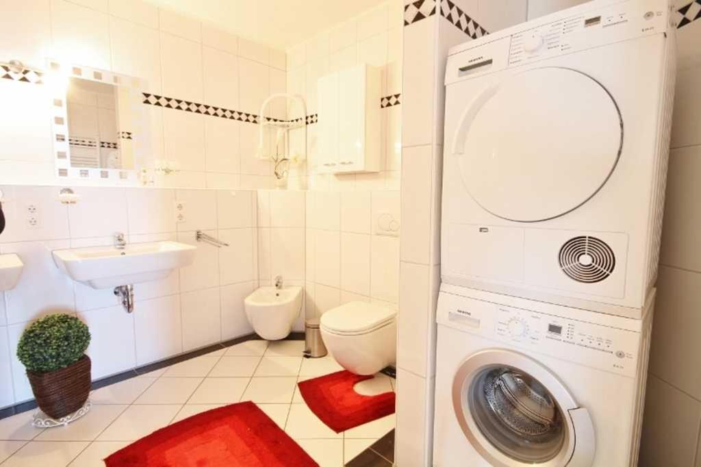 Ferienwohnung 2 Im Strand Palais Cuxhaven Ngoại thất bức ảnh