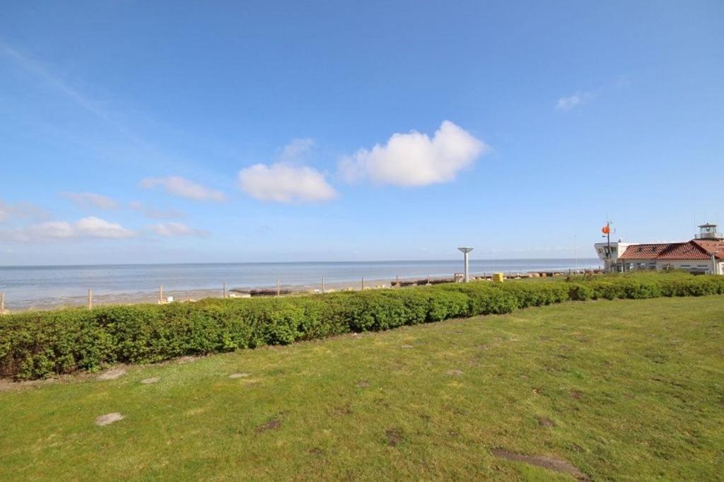 Ferienwohnung 2 Im Strand Palais Cuxhaven Ngoại thất bức ảnh